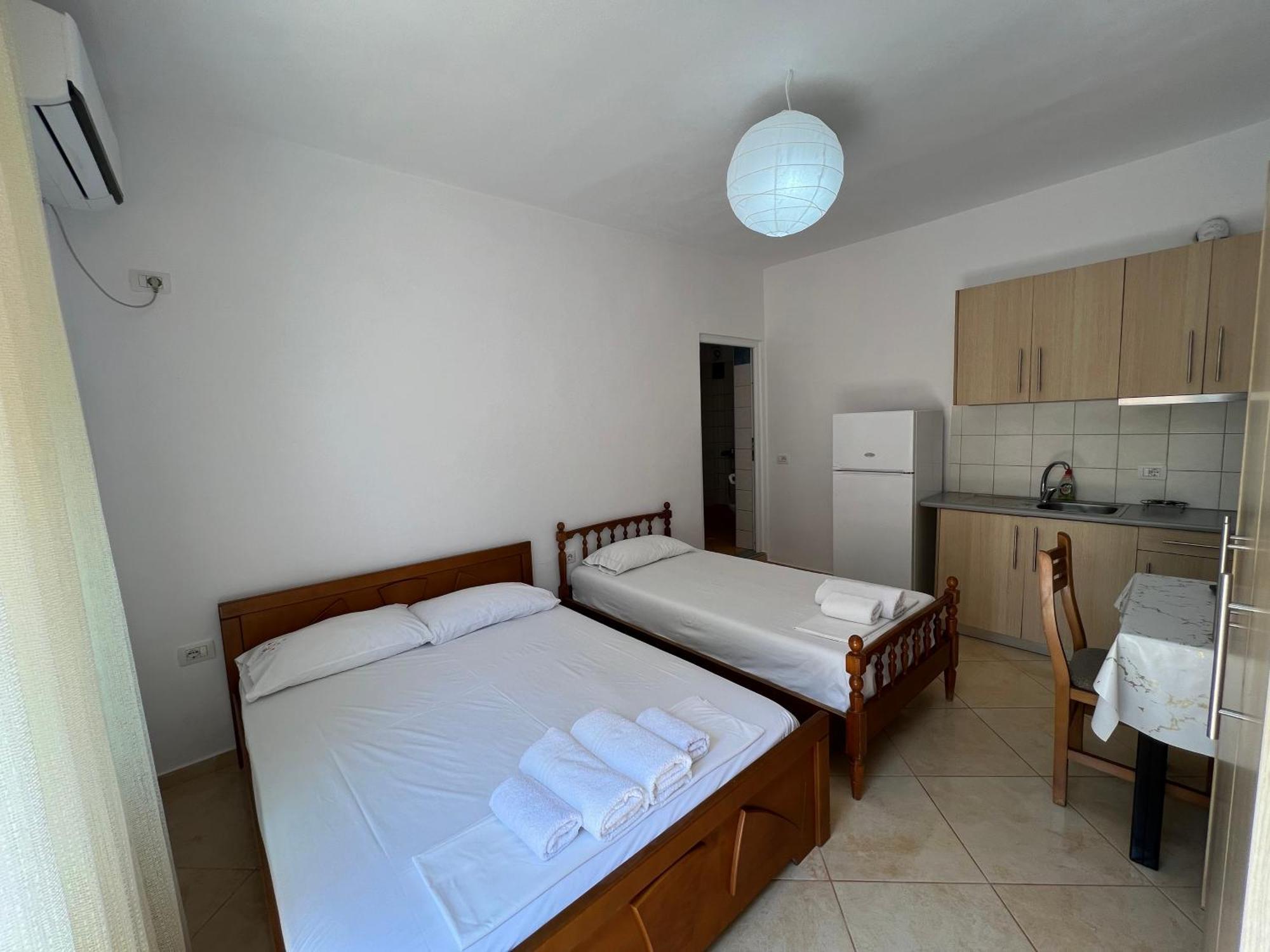 Vila Albi Ksamil Esterno foto