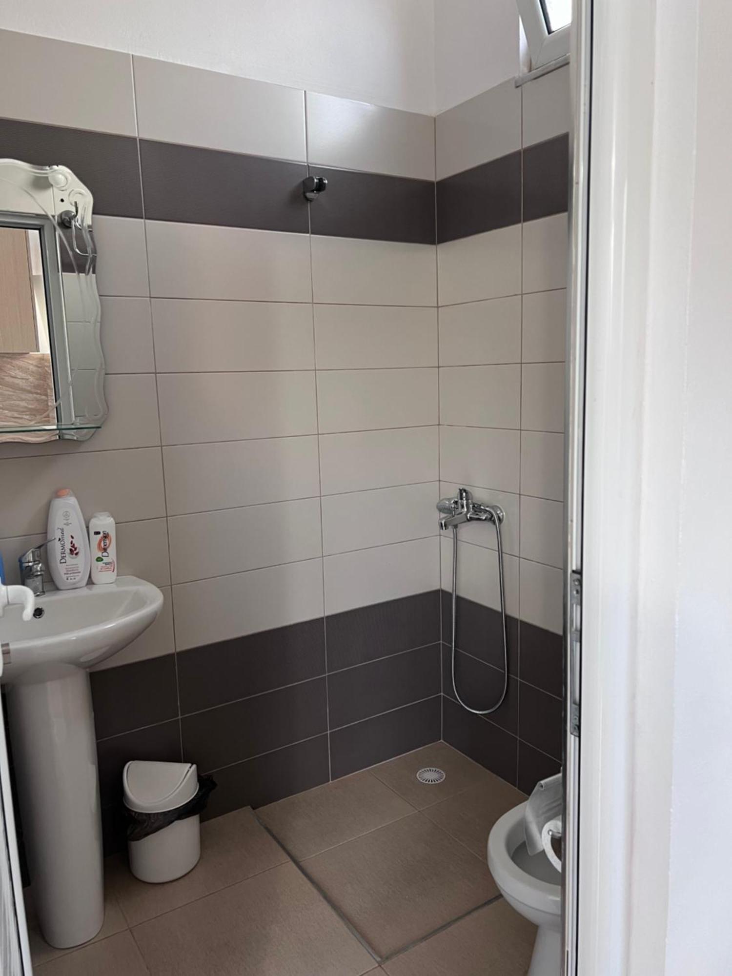 Vila Albi Ksamil Esterno foto